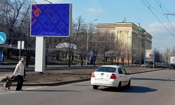 «Восток Медиа» разместит на DOOH-экранах бесплатную рекламу севастопольских производителей
